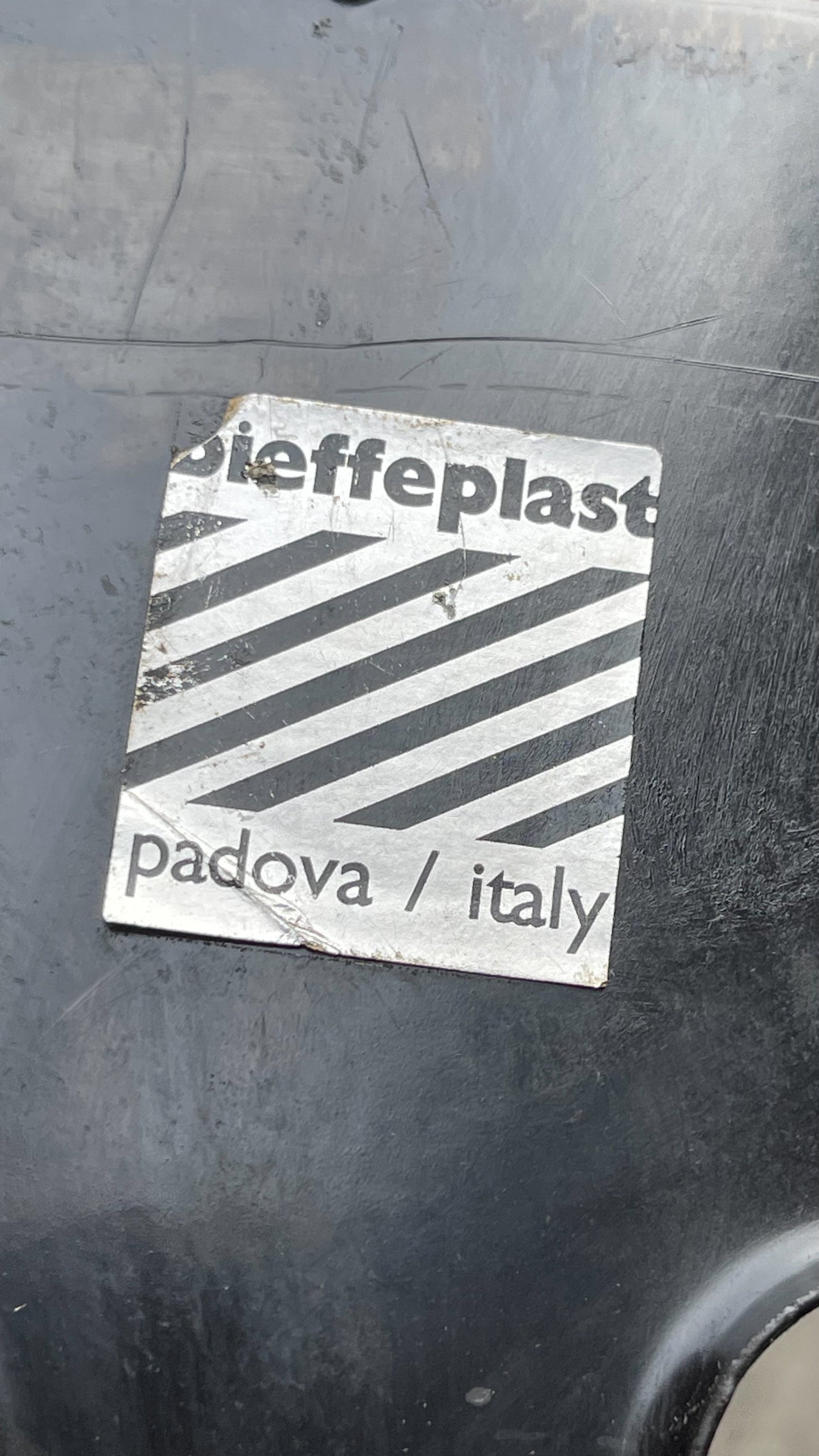 Omstak chair by Rodney Kinsman for Bieffeplast