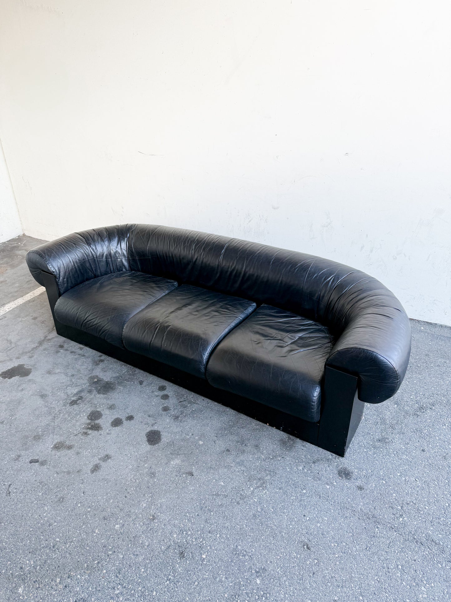 Circolo Sofa by Lella & Massimo Vignelli for Sunar, 1979