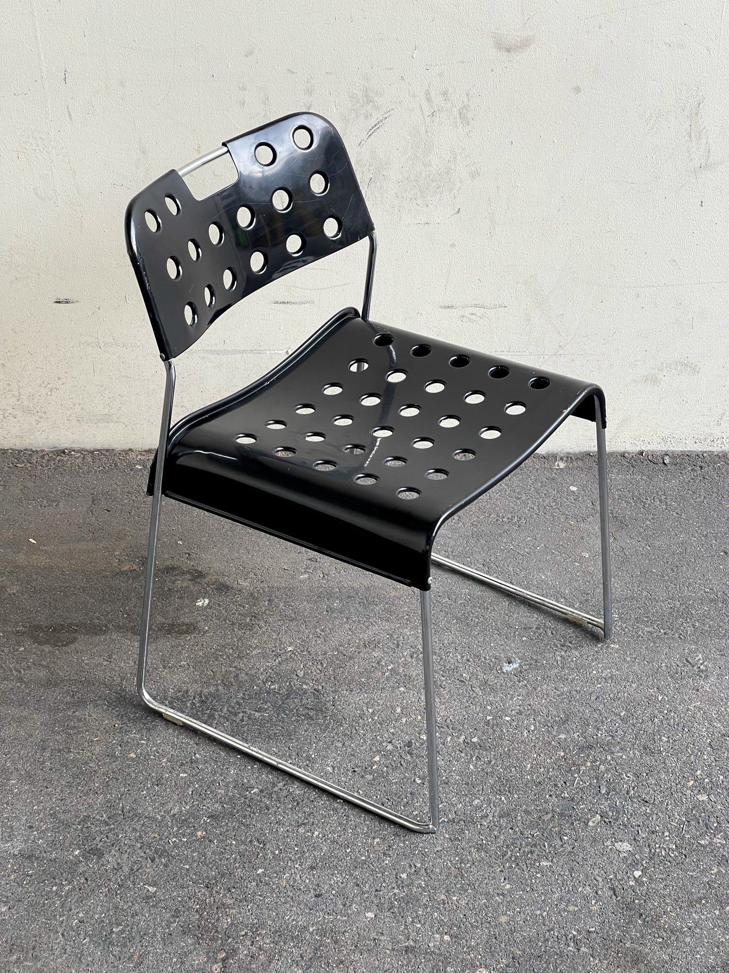 Omstak chair by Rodney Kinsman for Bieffeplast