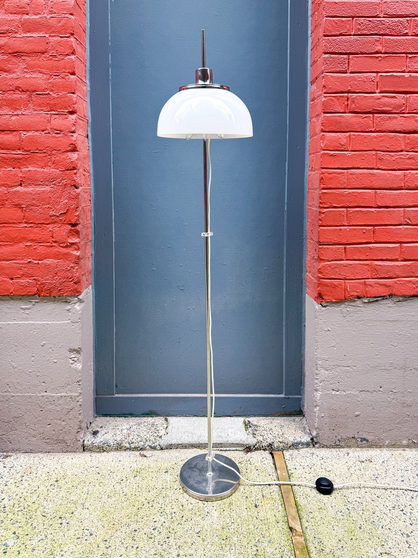Faro floor lamp by Luigi Massoni for Harvey Guzzini