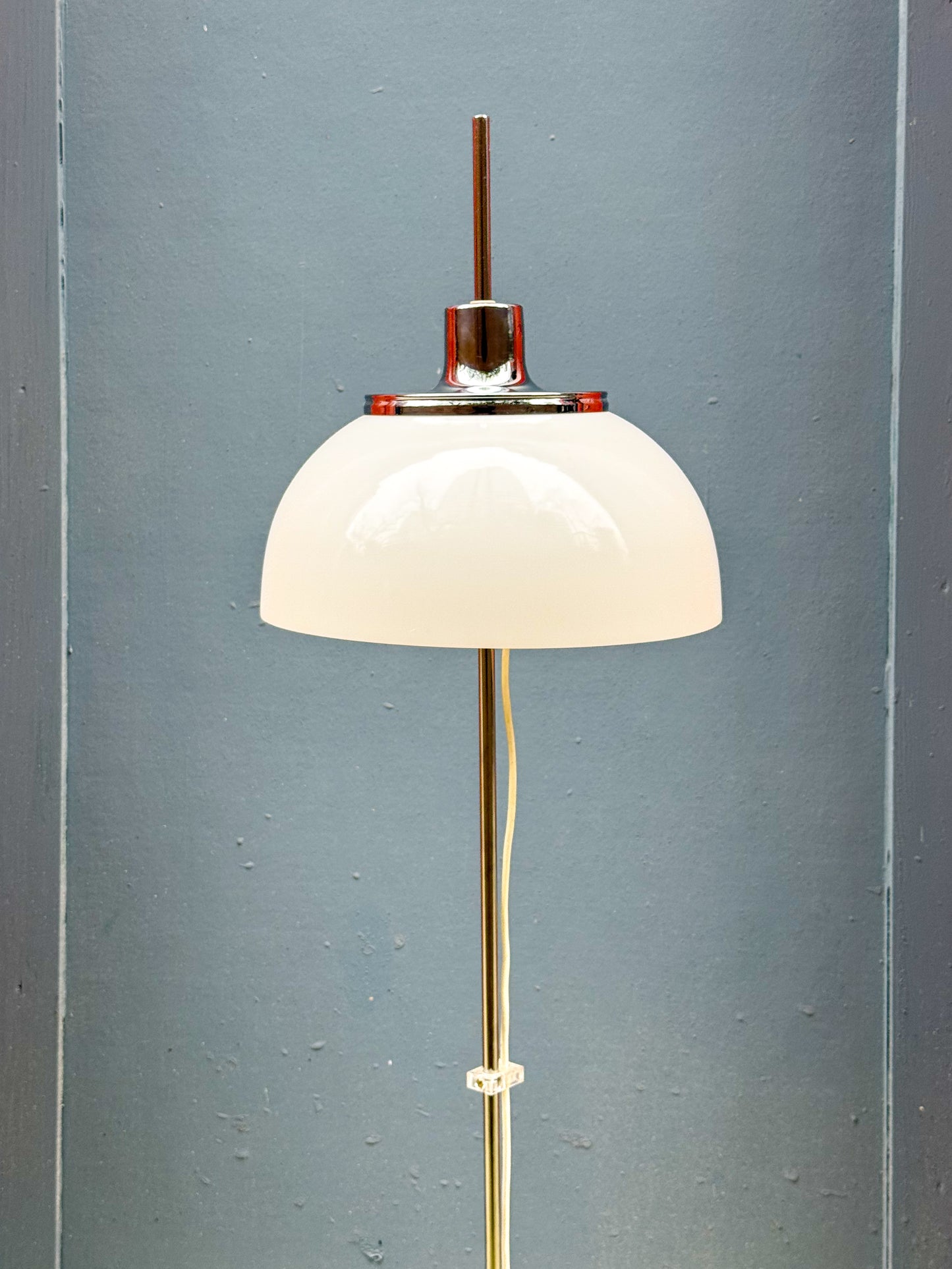 Faro floor lamp by Luigi Massoni for Harvey Guzzini