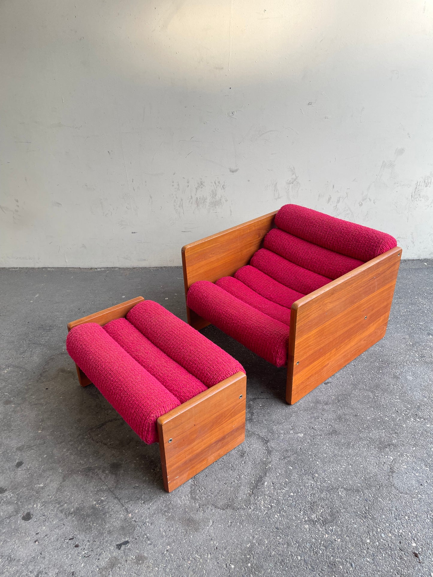 Vintage Tubular Sling Club Chair and Ottoman in Pink