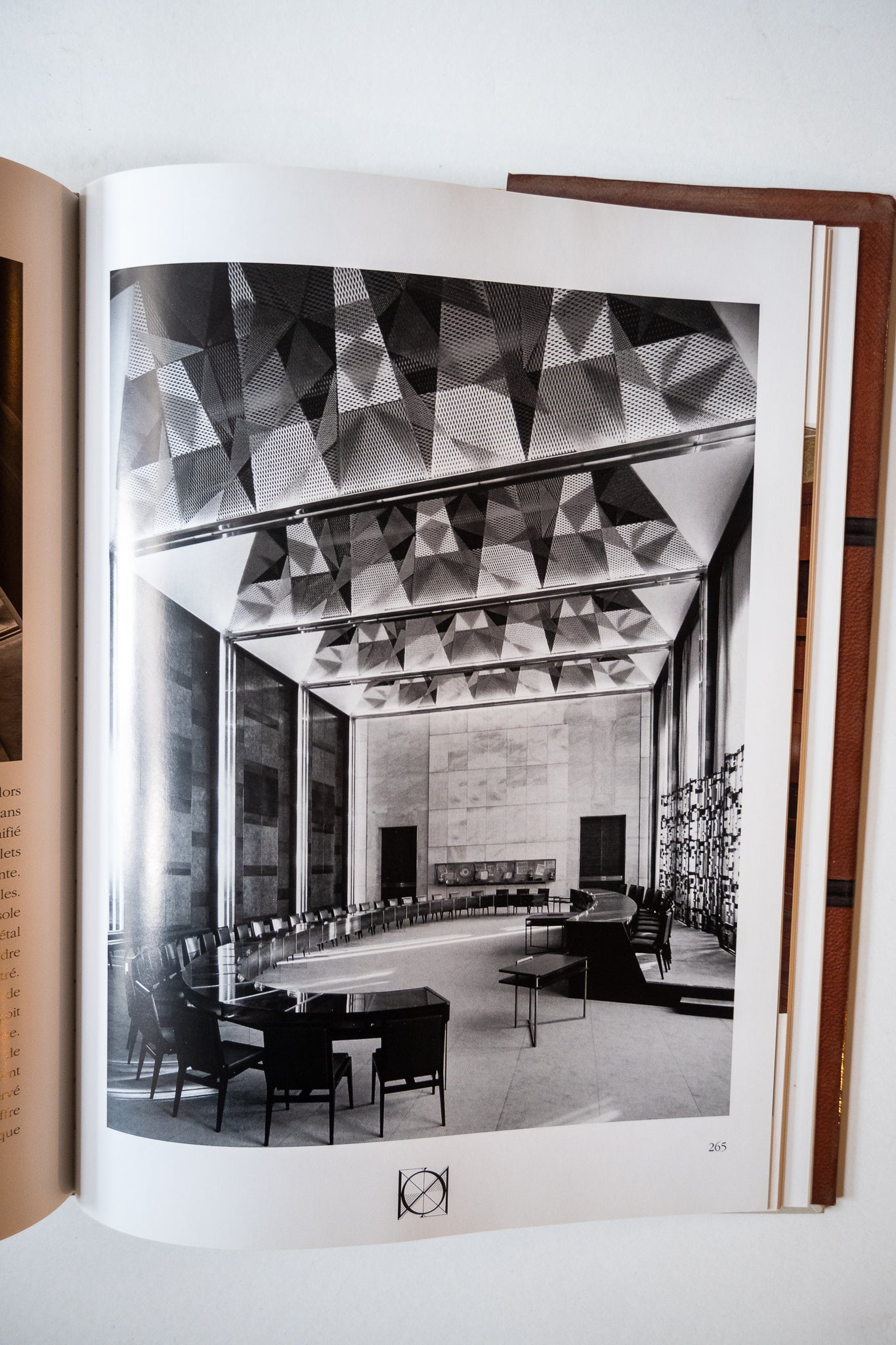 Maxime Old: Architecte-Decorateur, Badetz, 2000