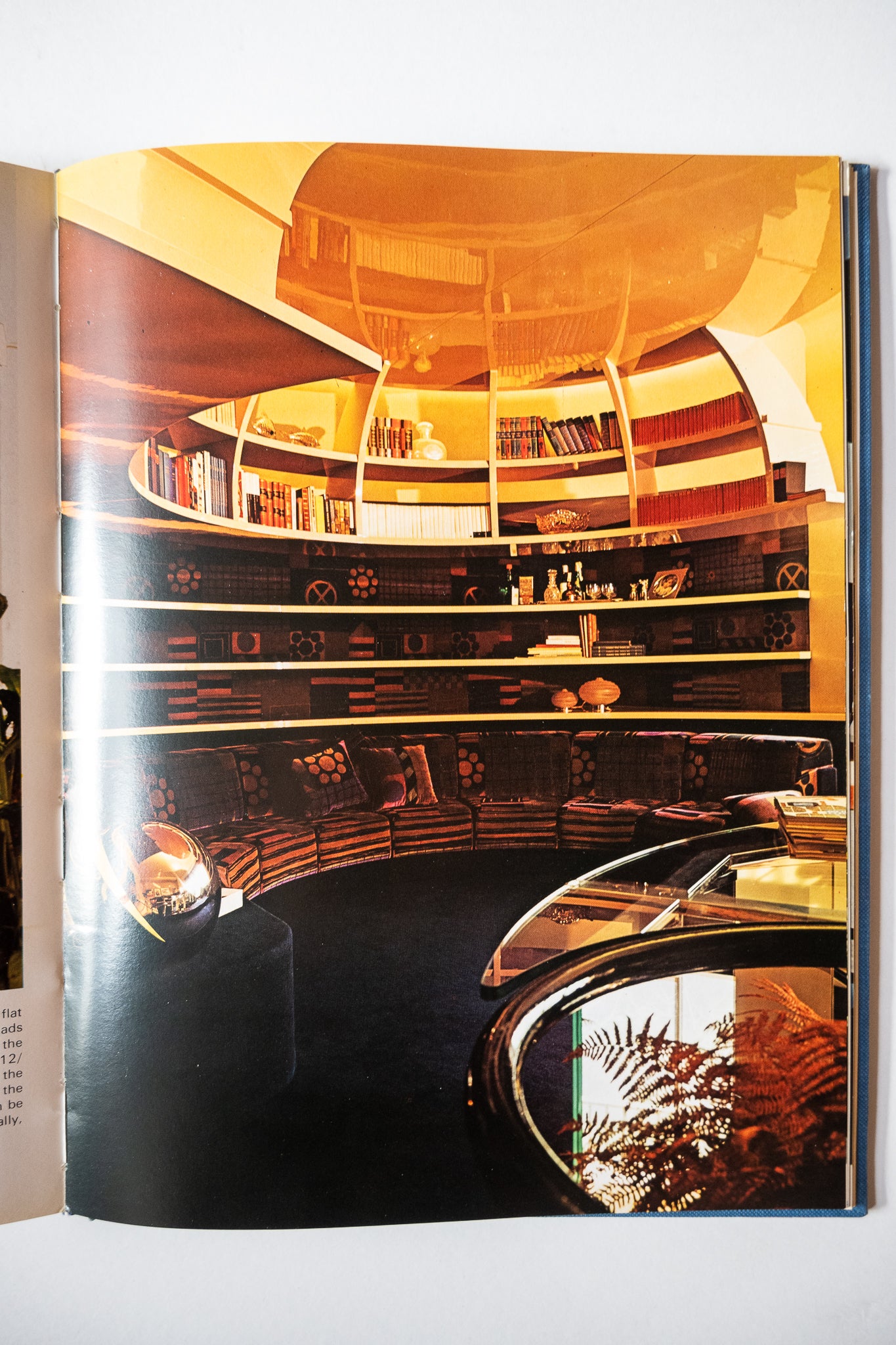 Interiors for Today, Magnani, 1975