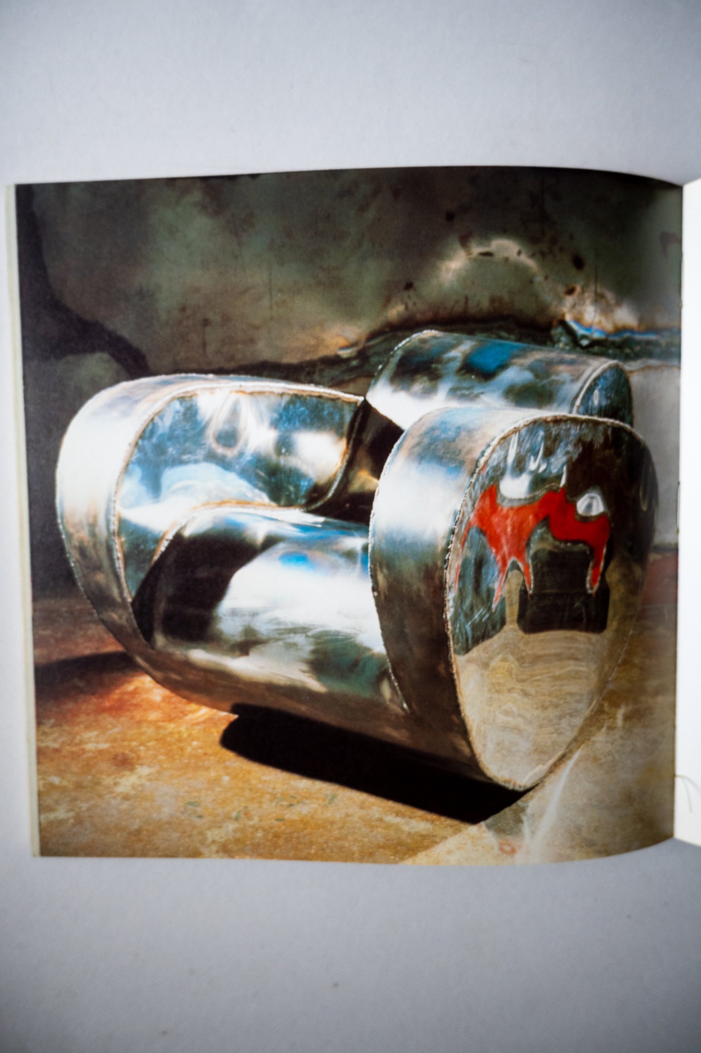 Ron Arad: Restless Furniture, Sudjie, 1989