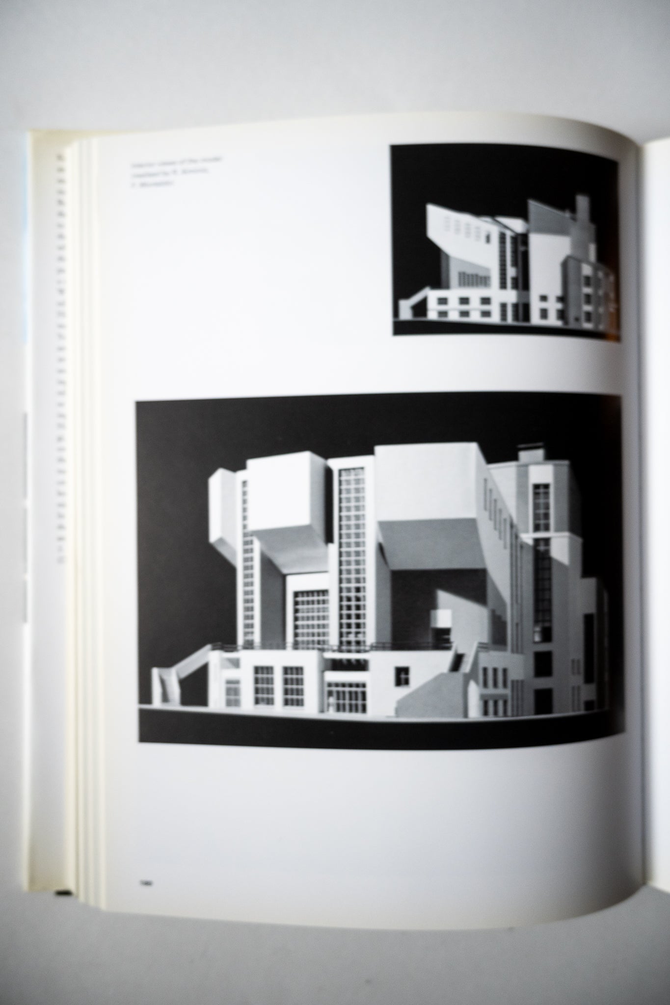 Konstantin s. Mel’nikov and the Construction of Moscow, 2000