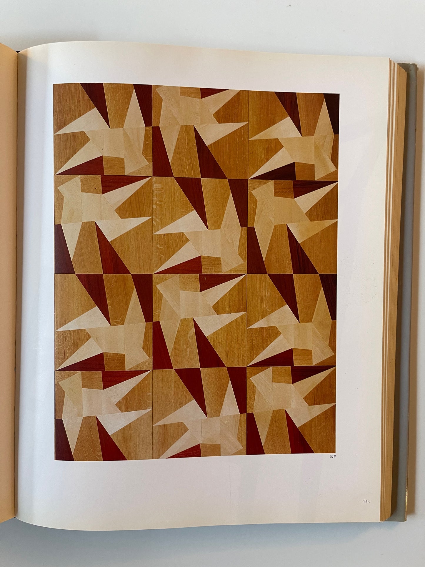 Gio Ponti, Pietra, 1995