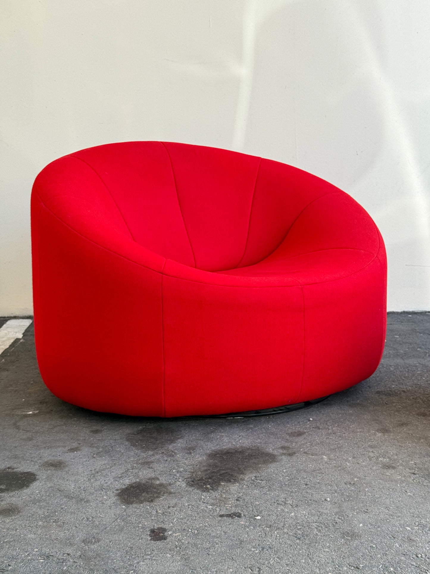 Pumpkin chair & Ottoman by Pierre Paulin for Ligne Roset