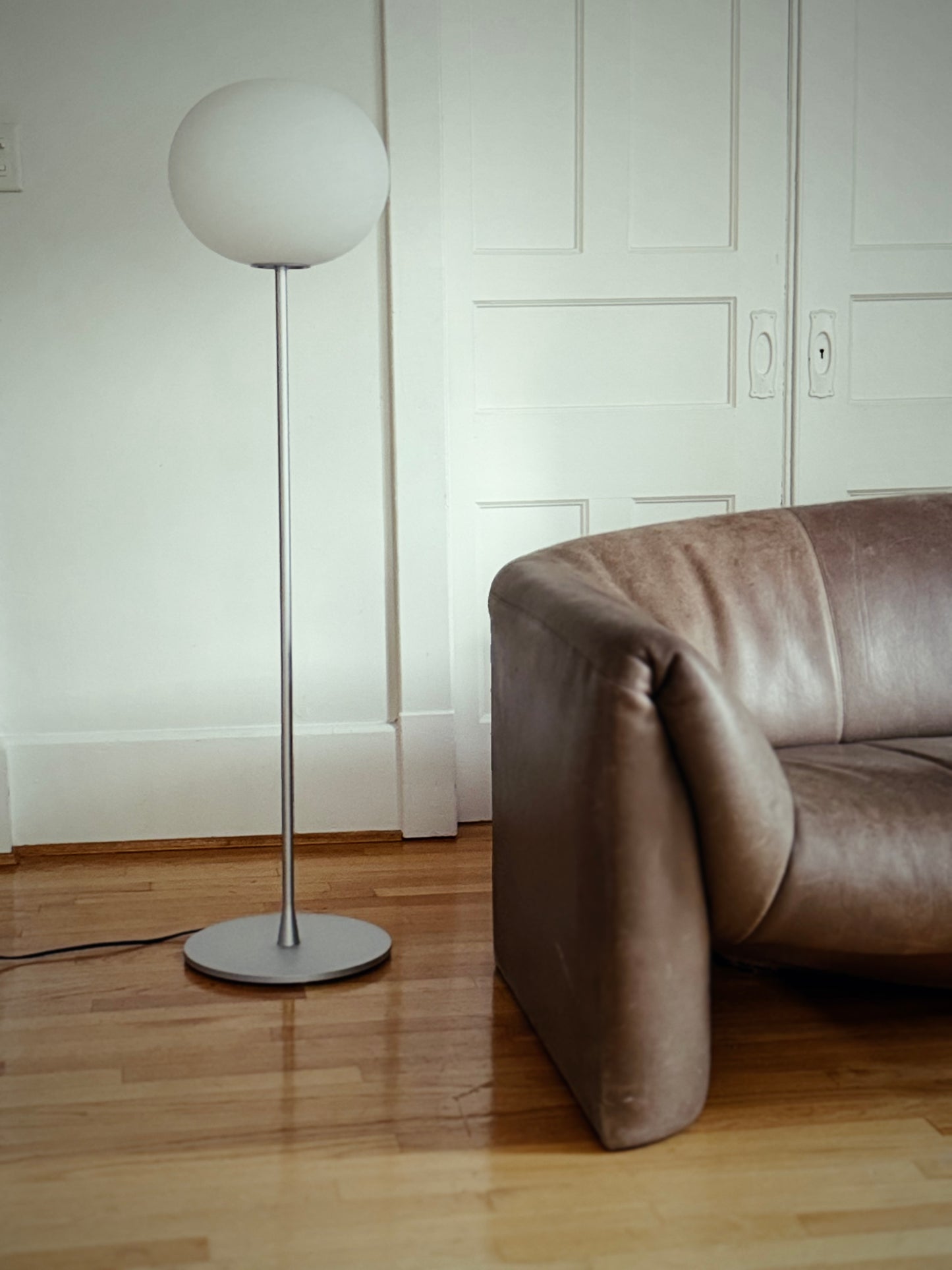 Glo- Ball Floor Lamp By Jasper Morrison for Flos